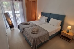 Double-Bedroom
